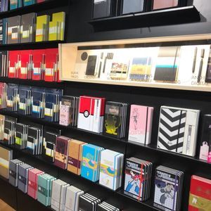 Meet your Posher, Herlean